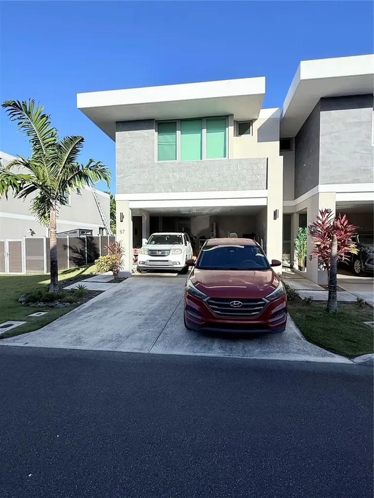 Urb Riviera Court 57 Bayamon PR 00959