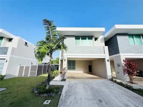 Urb Riviera Court 57 Bayamon PR 00959