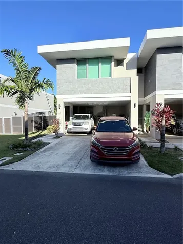 Urb Riviera Court 57 Bayamon PR 00959