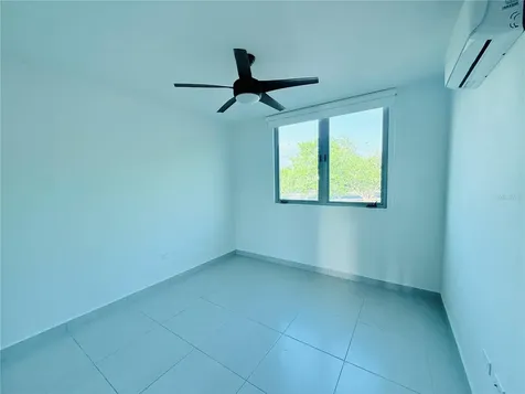 Urb Riviera Court 57 Bayamon PR 00959