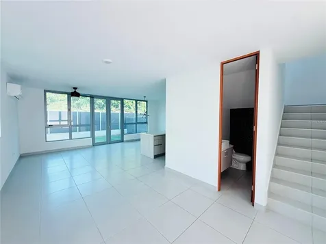 Urb Riviera Court 57 Bayamon PR 00959