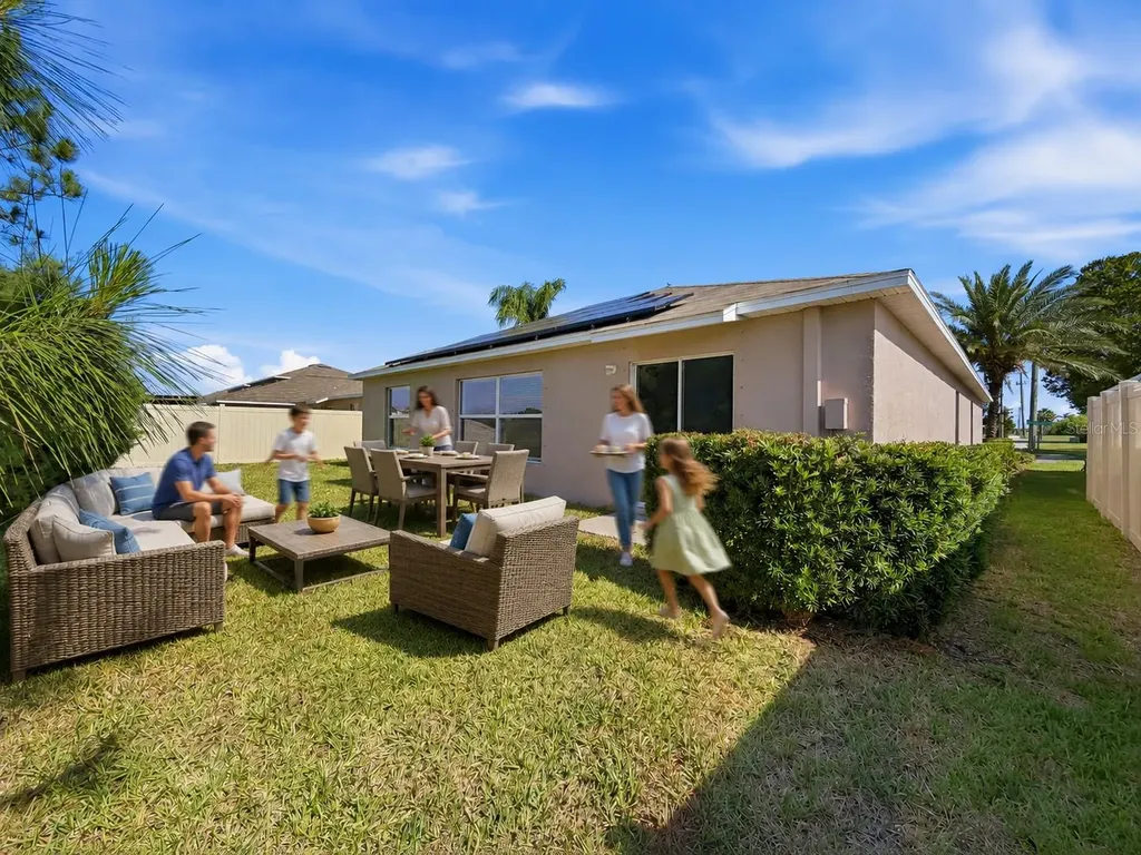1801 Broad Winged Hawk Drive Ruskin FL 33570