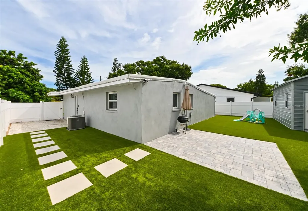 4114 W Olive Street Tampa FL 33616