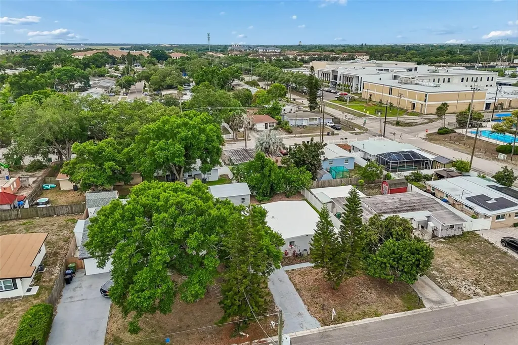 4114 W Olive Street Tampa FL 33616