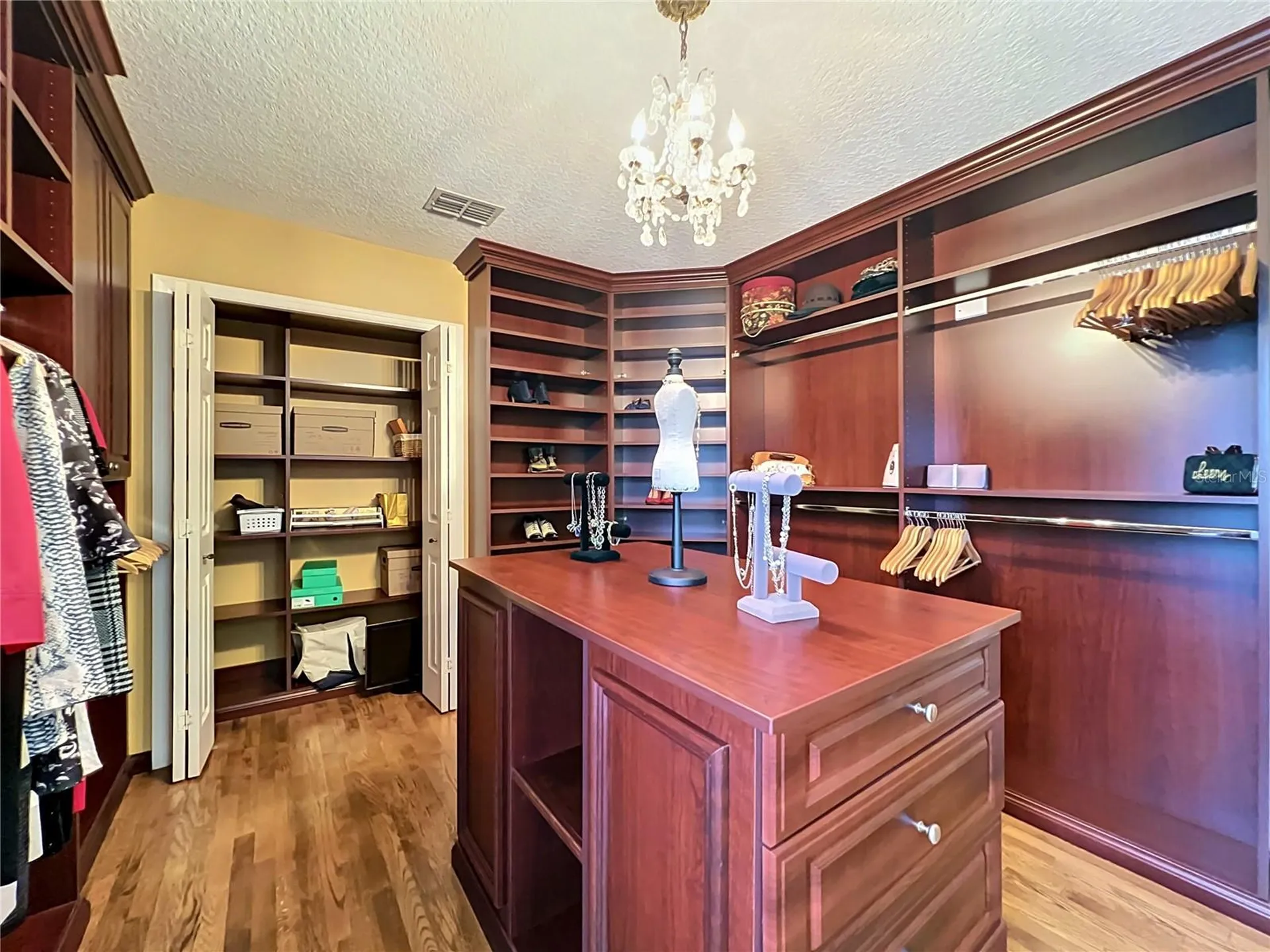2433 Stoneview Road Orlando FL 32806