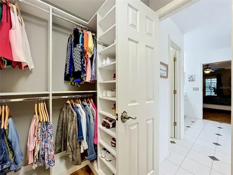 2433 Stoneview Road Orlando FL 32806