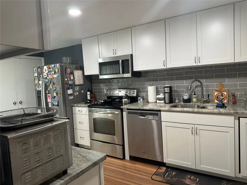 435 Meadowood Boulevard Fern Park FL 32730