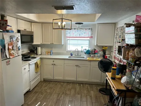 6301 58th Street N Pinellas Park FL 33781