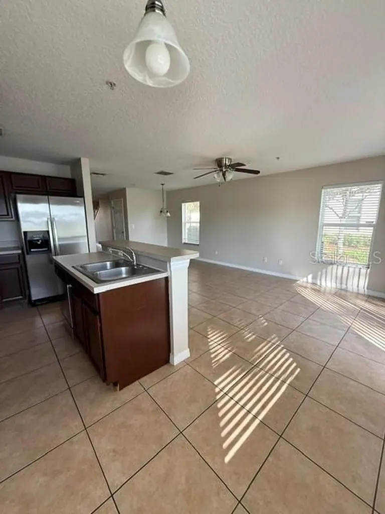 322 Artisan Street Orlando FL 32824