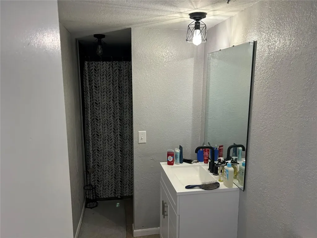 6301 58th Street N Pinellas Park FL 33781