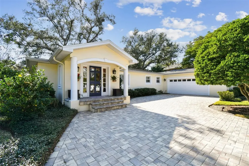 4602 W Browning Avenue Tampa FL 33629