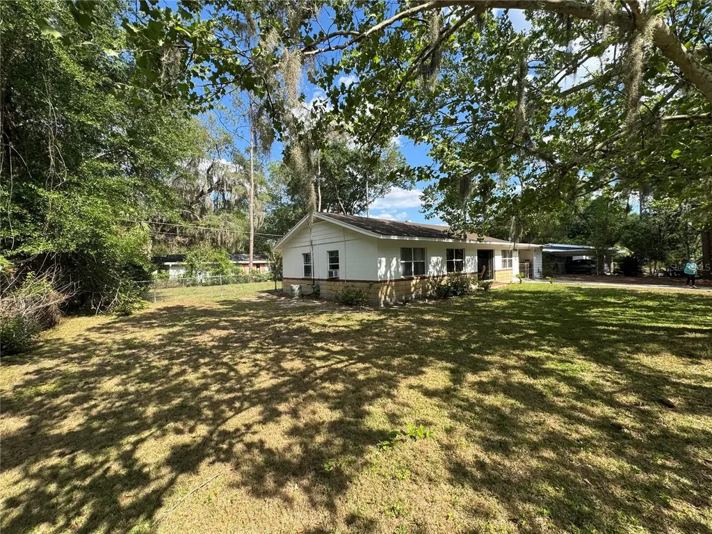 517 NW 36th Terrace Gainesville FL 32607