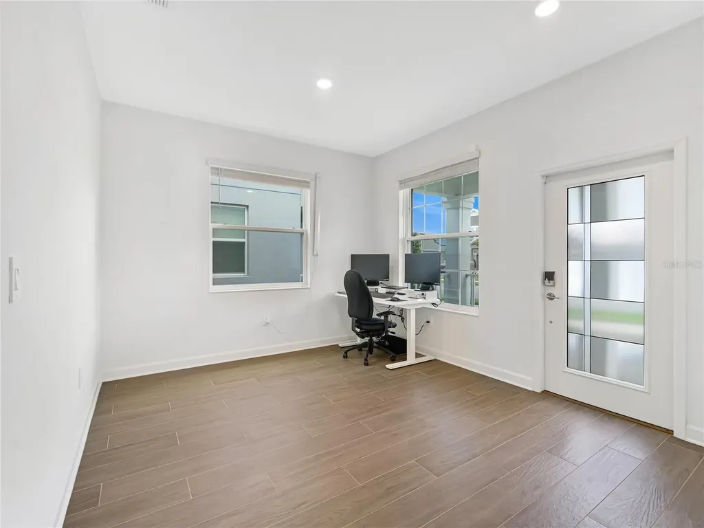 11872 Language Way Orlando FL 32832