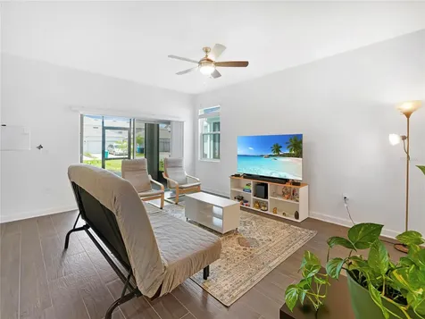11872 Language Way Orlando FL 32832