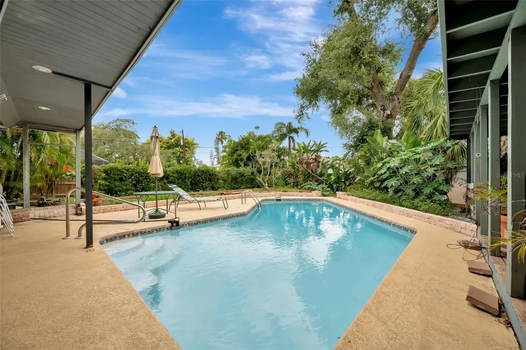 7312 5th Avenue NW Bradenton FL 34209
