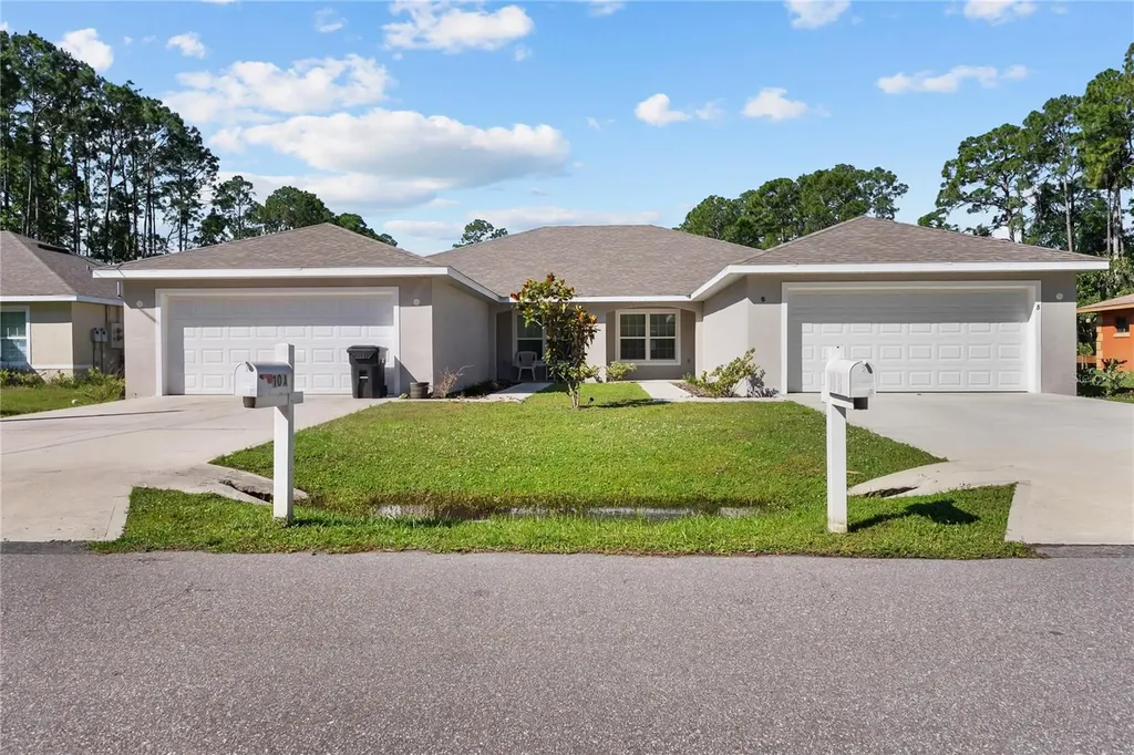 10 Pontiac Lane Palm Coast FL 32164