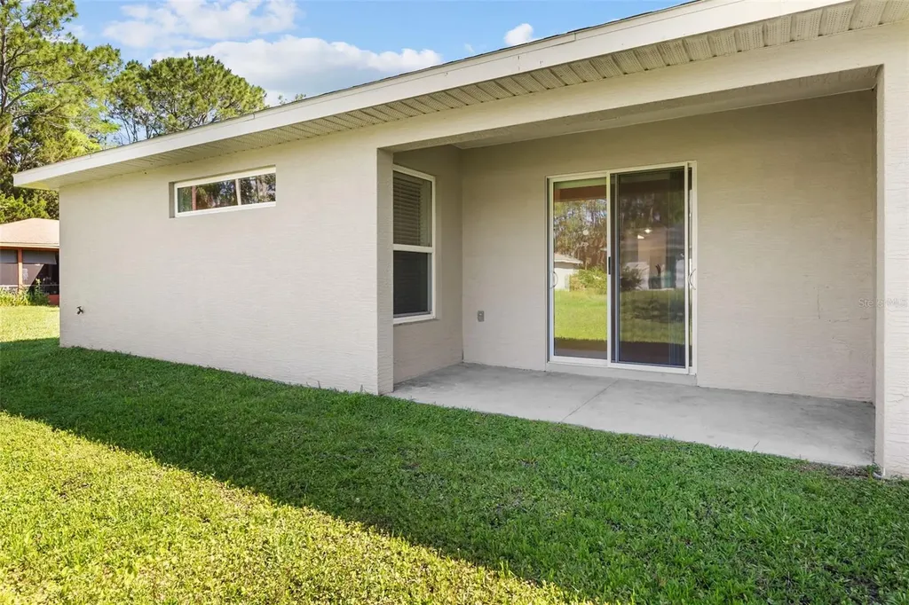 10 Pontiac Lane Palm Coast FL 32164
