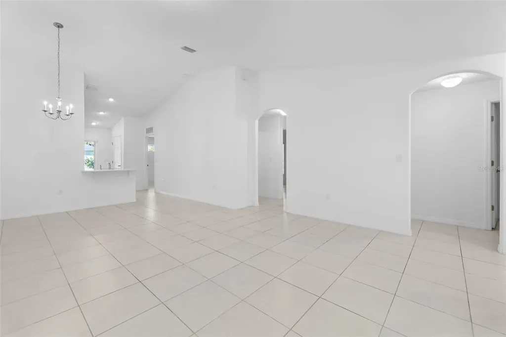 10 Pontiac Lane Palm Coast FL 32164