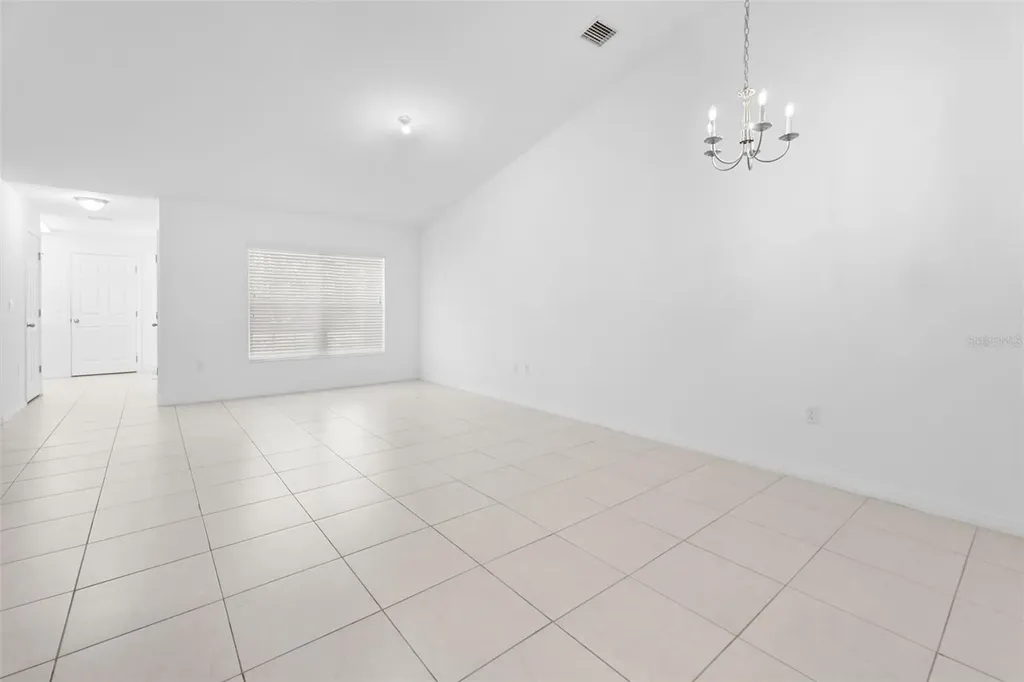 10 Pontiac Lane Palm Coast FL 32164
