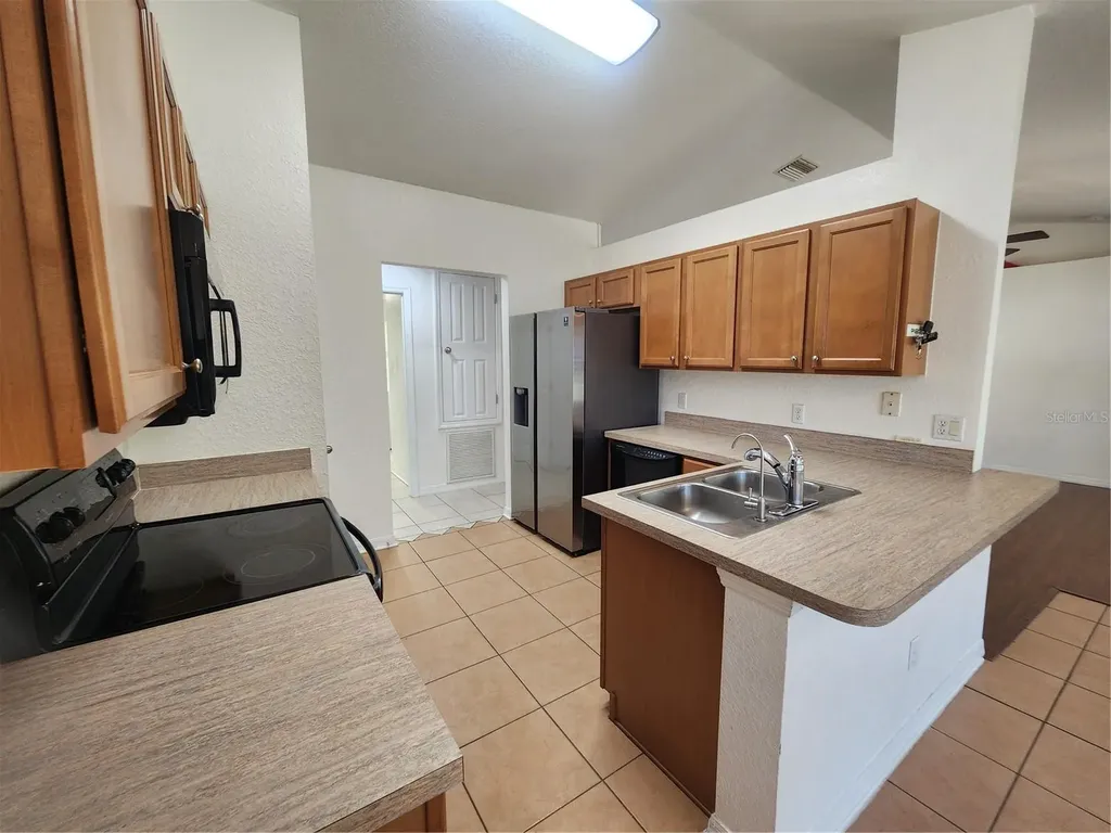 1790 Nobregas Avenue North Port FL 34288