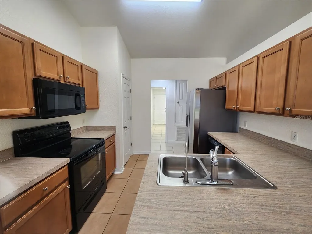 1790 Nobregas Avenue North Port FL 34288