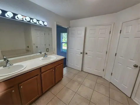 1790 Nobregas Avenue North Port FL 34288
