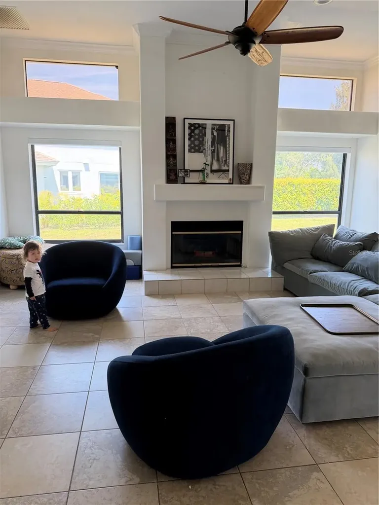 4931 Fallcrest Circle Sarasota FL 34233