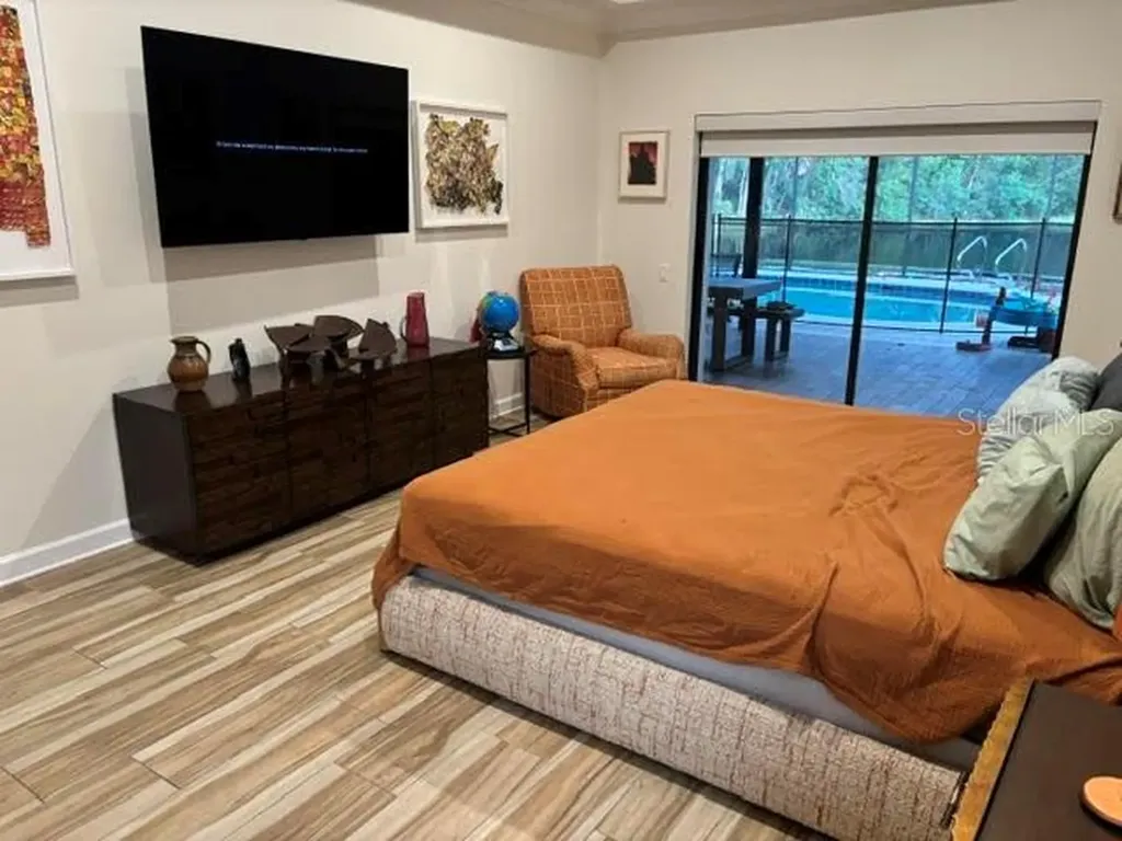 4931 Fallcrest Circle Sarasota FL 34233