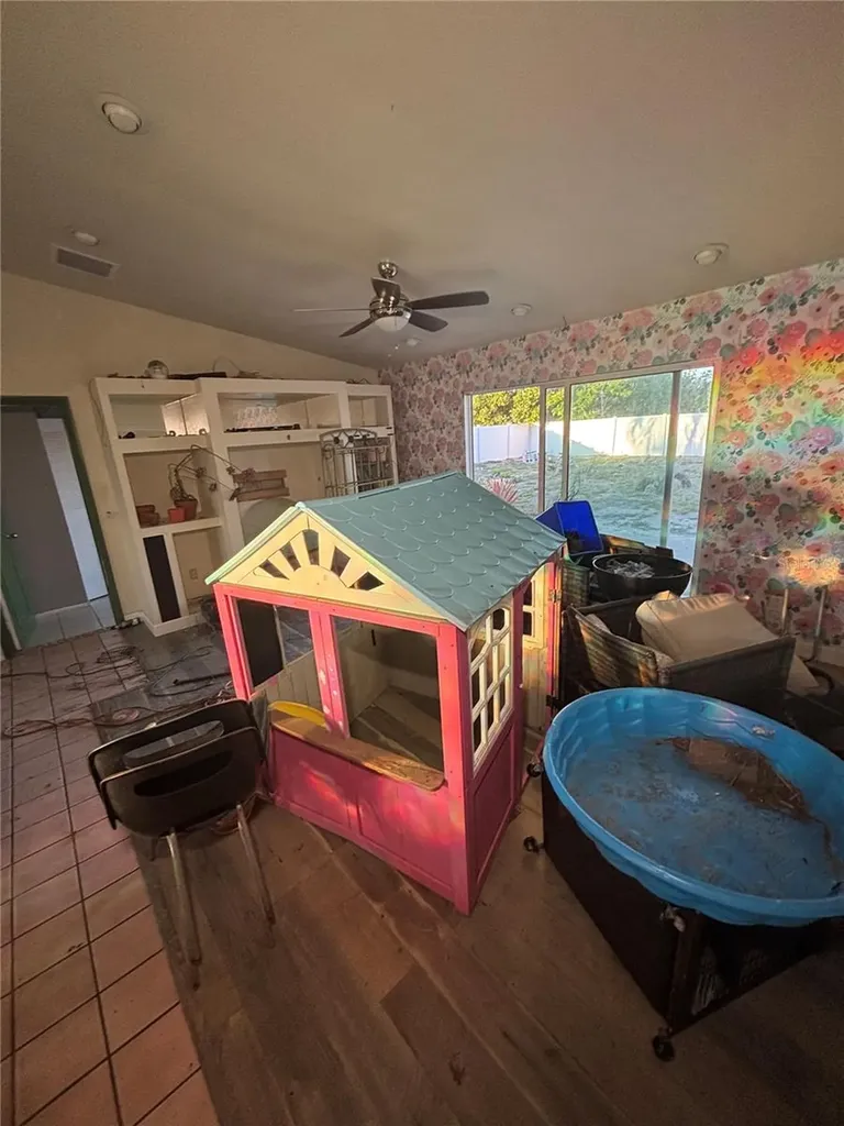 2923 SW 11th Court Cape Coral FL 33914