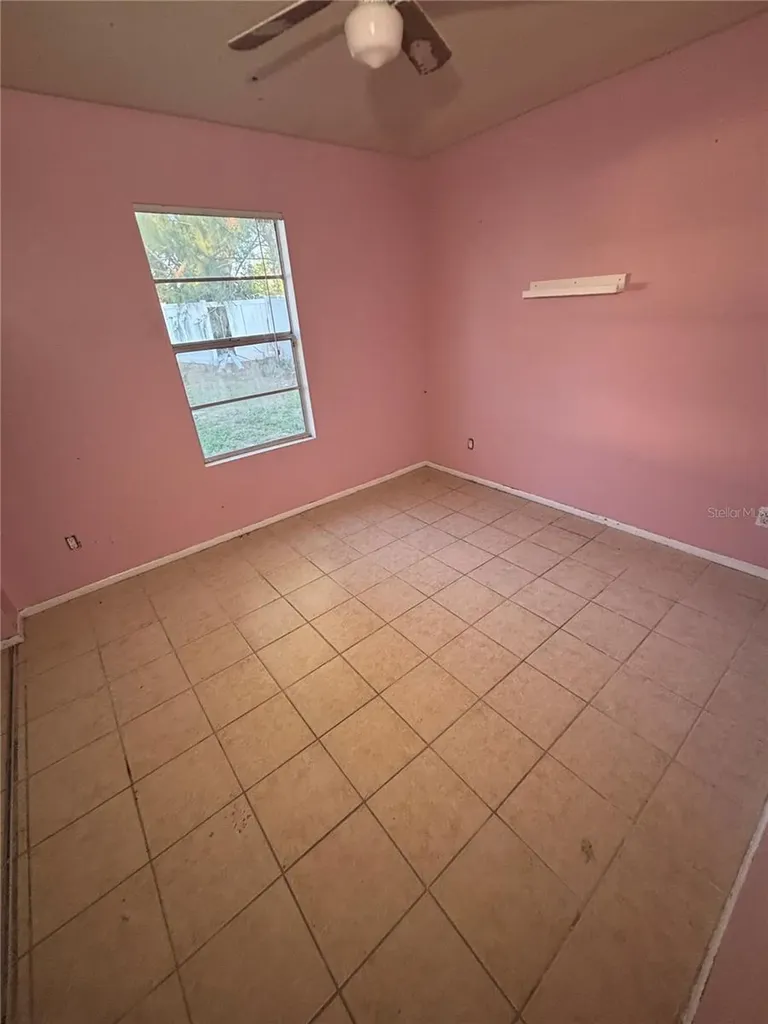 2923 SW 11th Court Cape Coral FL 33914