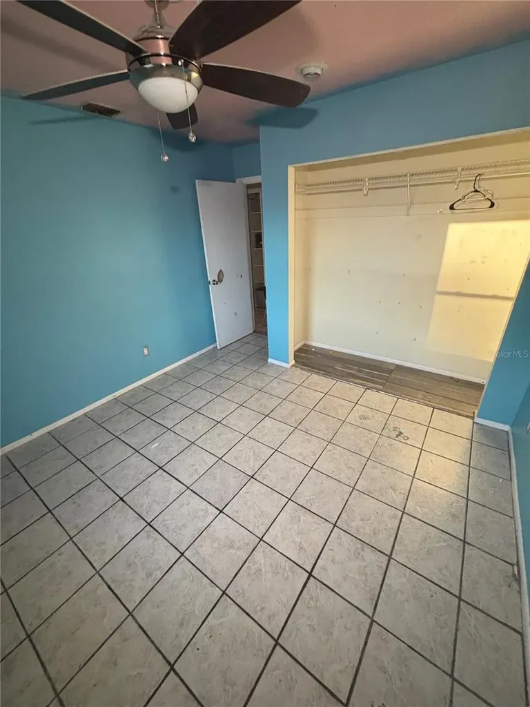 2923 SW 11th Court Cape Coral FL 33914