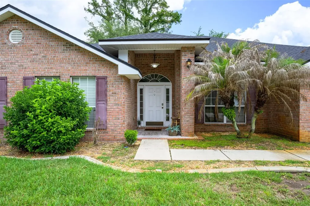 11 Riddle Drive Palm Coast FL 32164