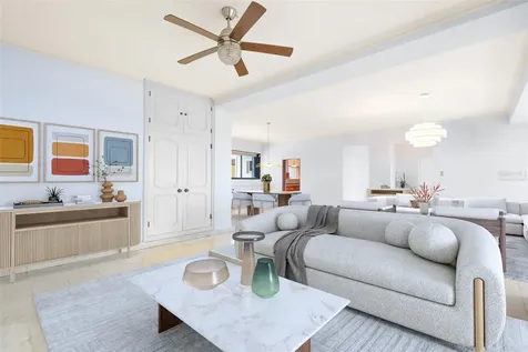 61 Kings Court San Juan PR 00911