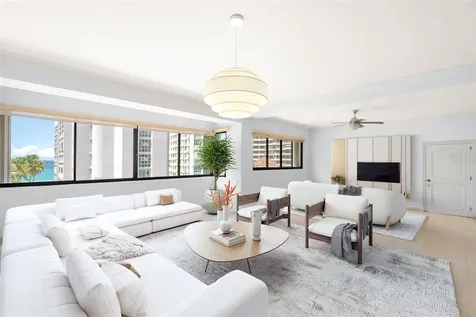 61 Kings Court San Juan PR 00911
