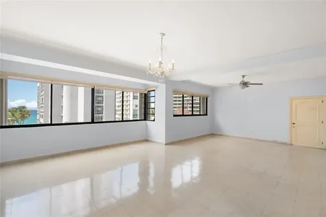 61 Kings Court San Juan PR 00911