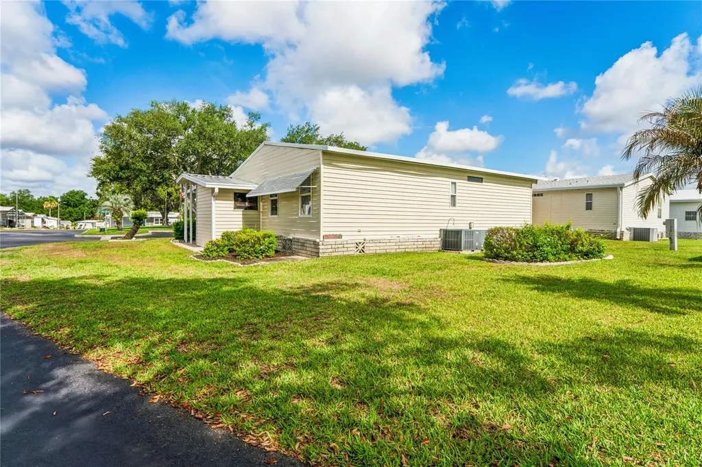 7136 Valor Street Zephyrhills FL 33541