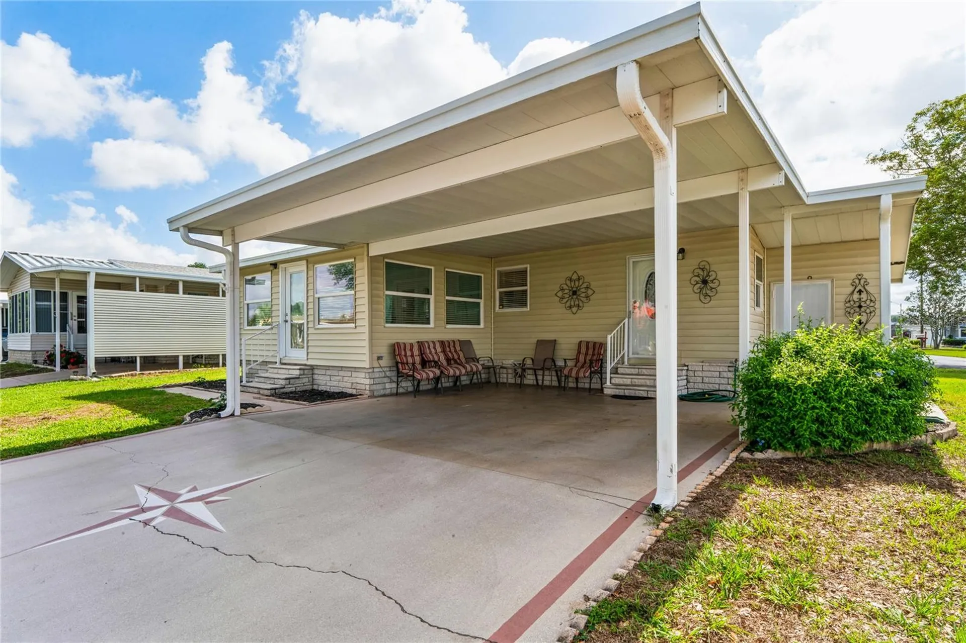 7136 Valor Street Zephyrhills FL 33541