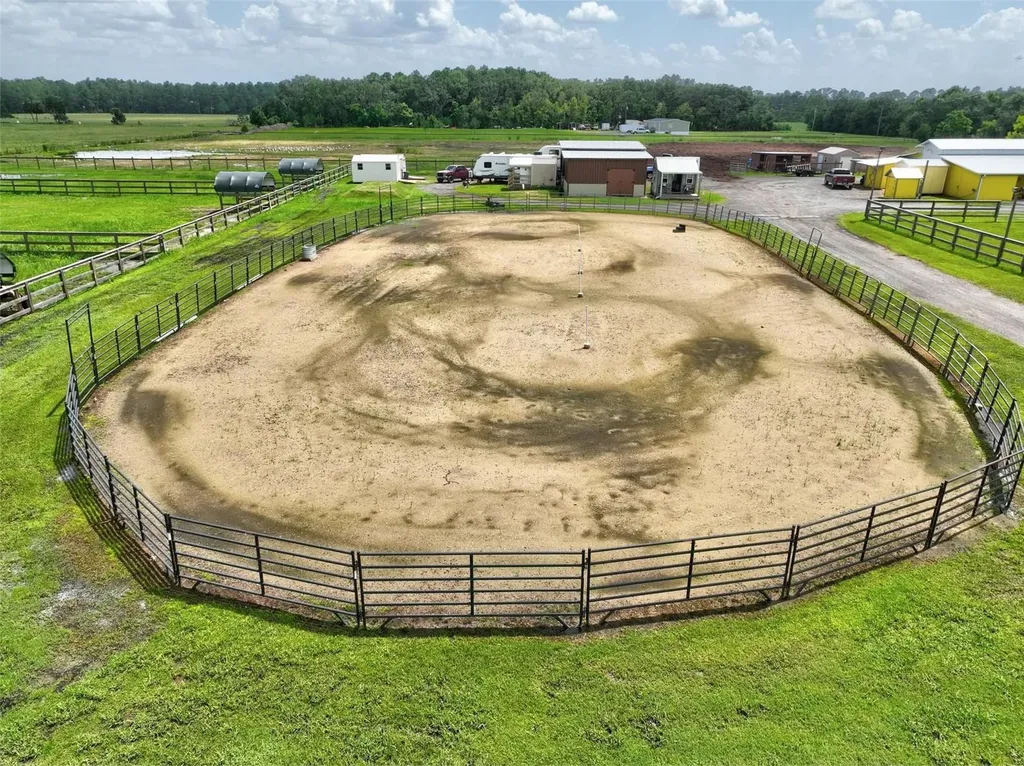 596 E County Road 90 Bunnell FL 32110