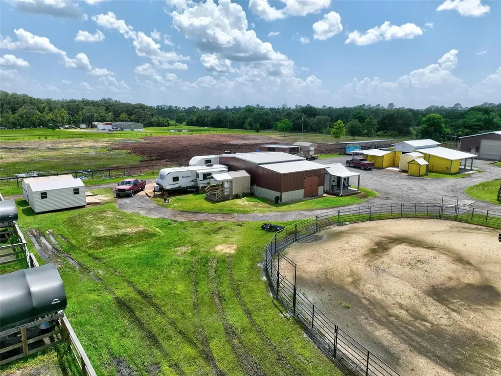 596 E County Road 90 Bunnell FL 32110