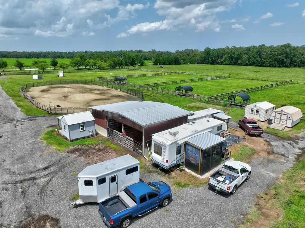 596 E County Road 90 Bunnell FL 32110