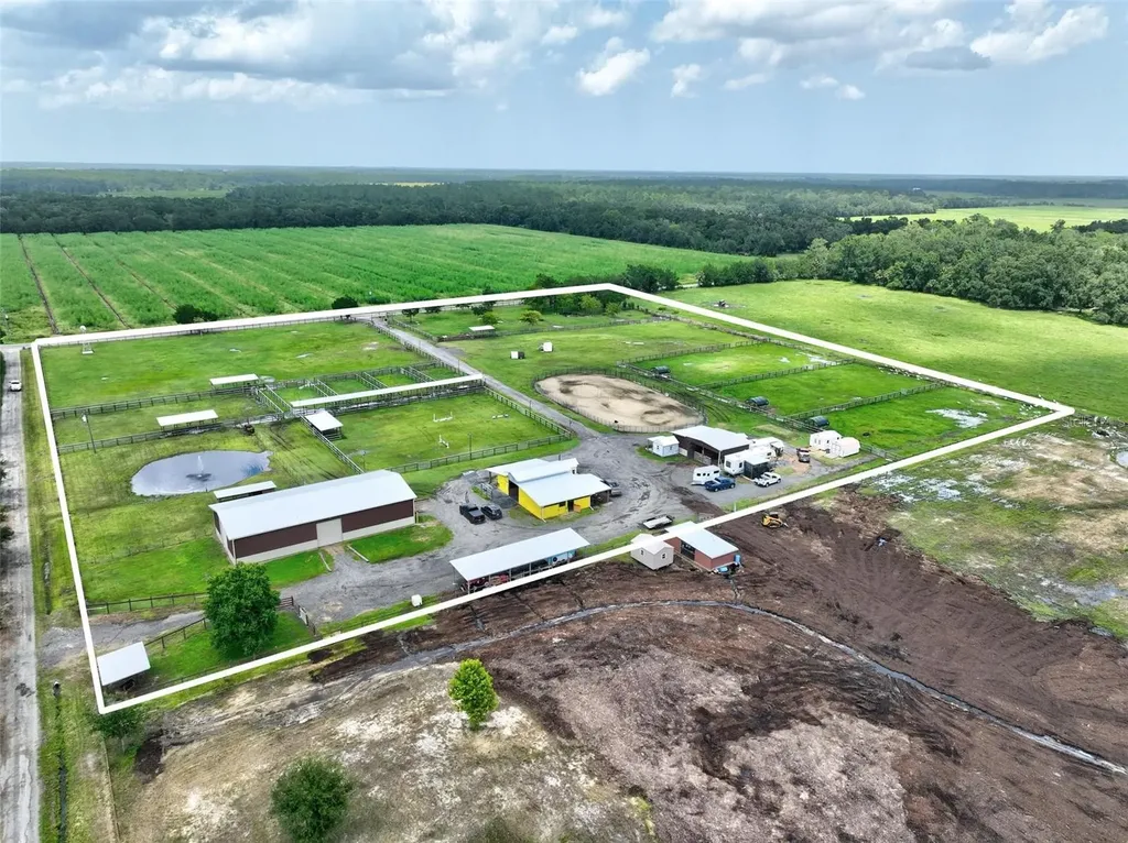 596 E County Road 90 Bunnell FL 32110