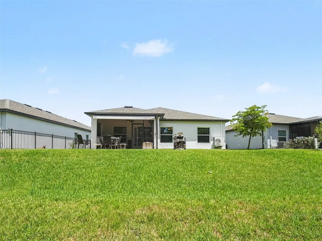 5536 Patano Loop Palmetto FL 34221