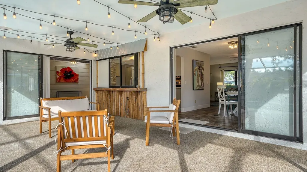 2291 Pine View Circle Sarasota FL 34231
