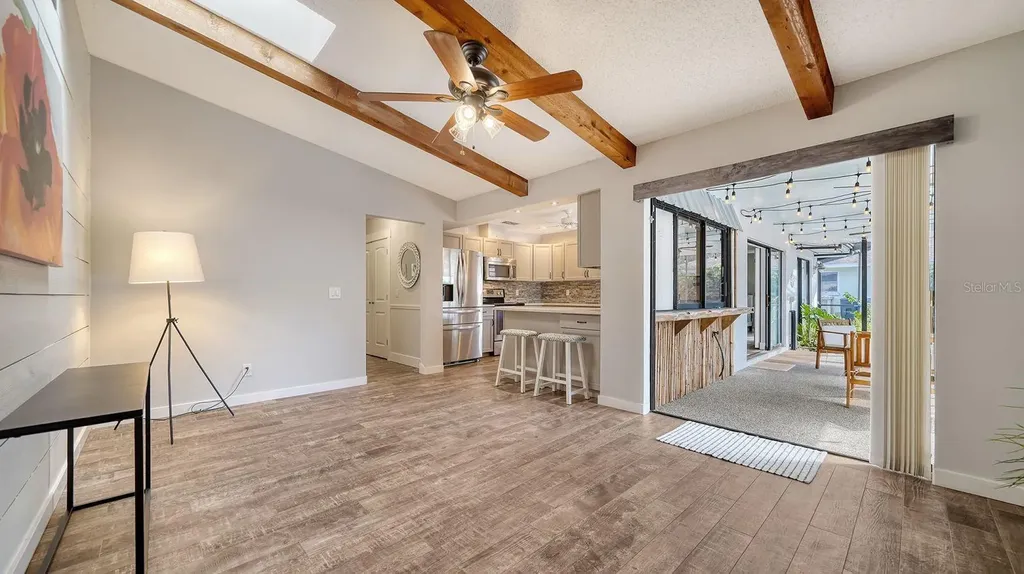 2291 Pine View Circle Sarasota FL 34231