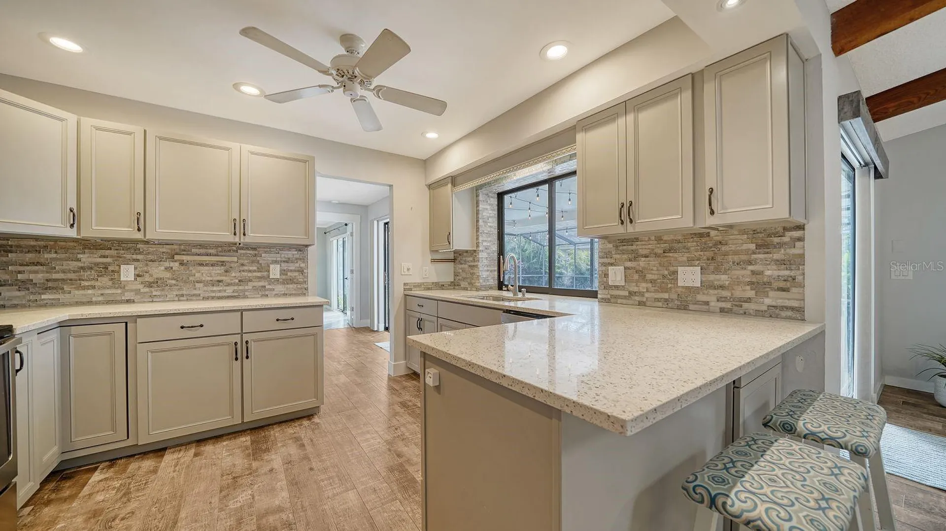 2291 Pine View Circle Sarasota FL 34231