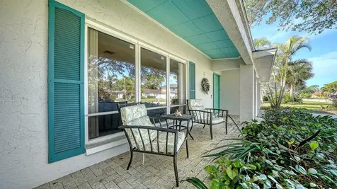 2291 Pine View Circle Sarasota FL 34231