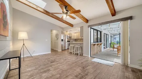 2291 Pine View Circle Sarasota FL 34231