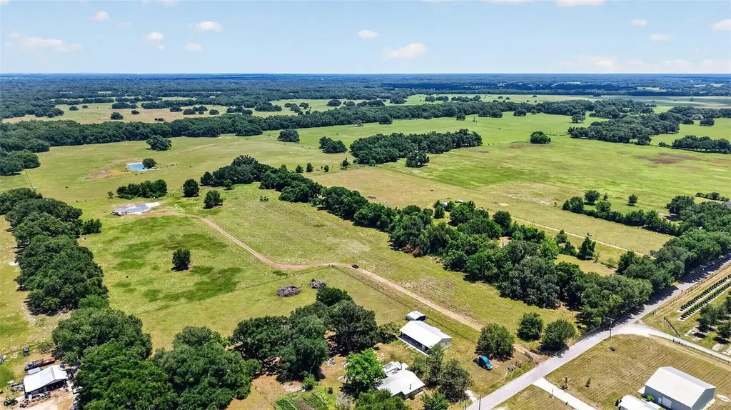 7755 Cr 714 Center Hill FL 33514