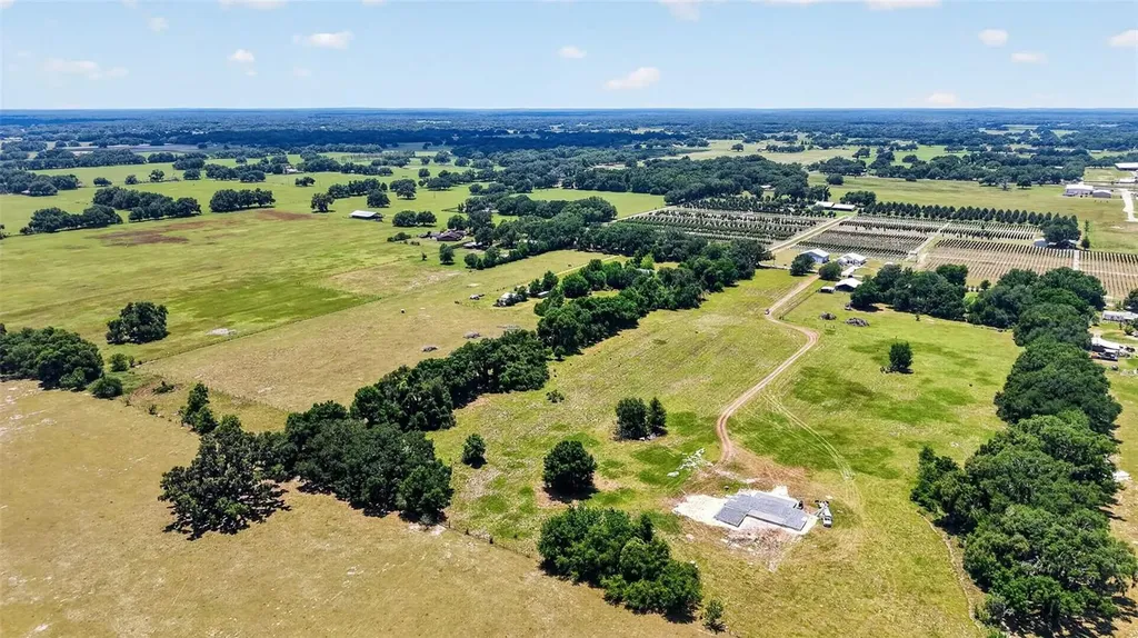 7755 Cr 714 Center Hill FL 33514