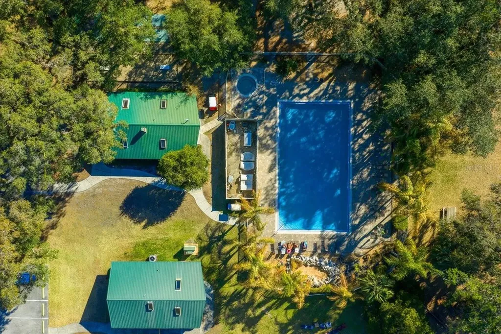 3273 NE 102nd Avenue Road Silver Springs FL 34488